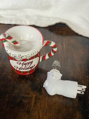 Happy Holidays Ceramic Candy Cane Scentsy plug in - Red, White & Green